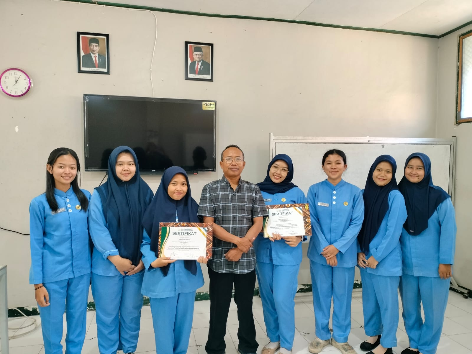 Juara 1 Unique Poster